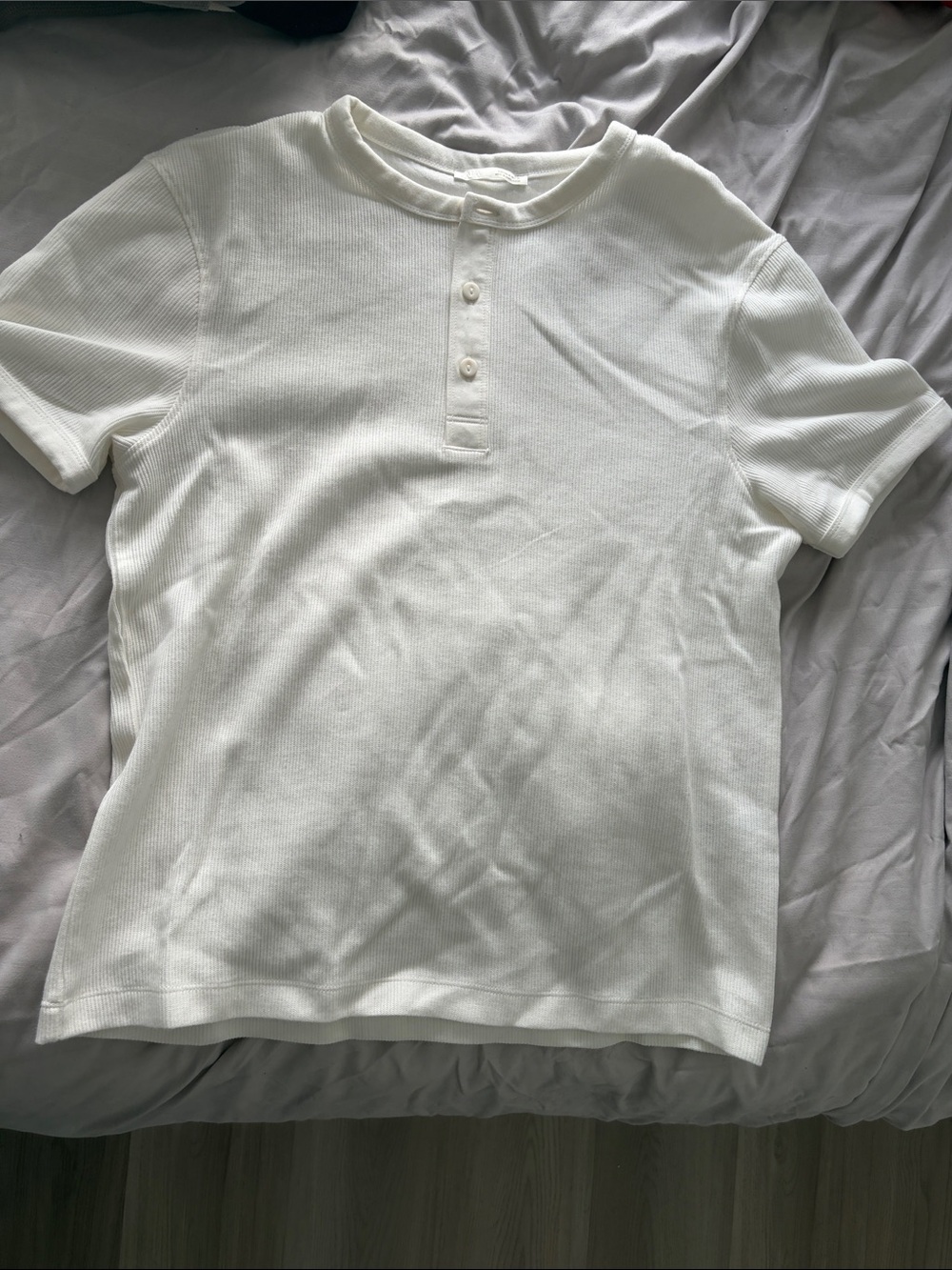 Zara Men's White Short-Sleeve Henley Tee